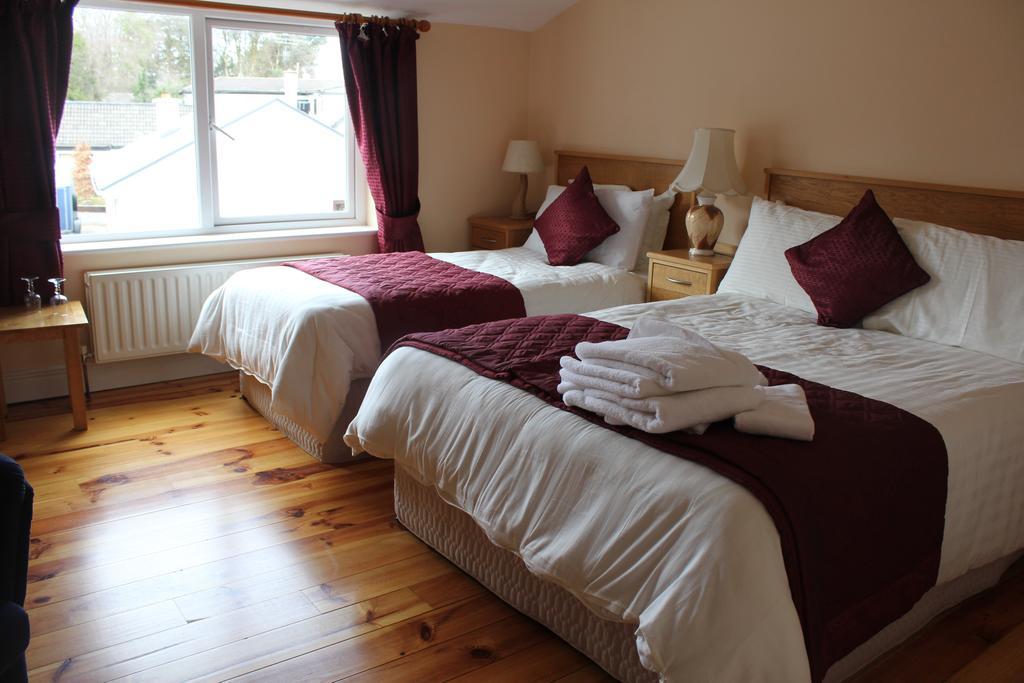 Carrowntober House B & B อูคเทอราร์ด ภายนอก รูปภาพ